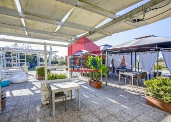 Foto 20 - Locale Commerciale Via di Campo Ascolano
 
3, Pomezia - foto 20