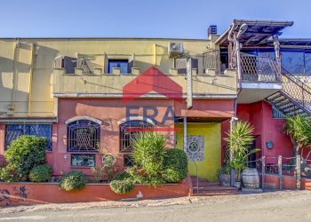 Foto 36 - Locale Commerciale Via di Campo Ascolano
 
3, Pomezia - foto 36