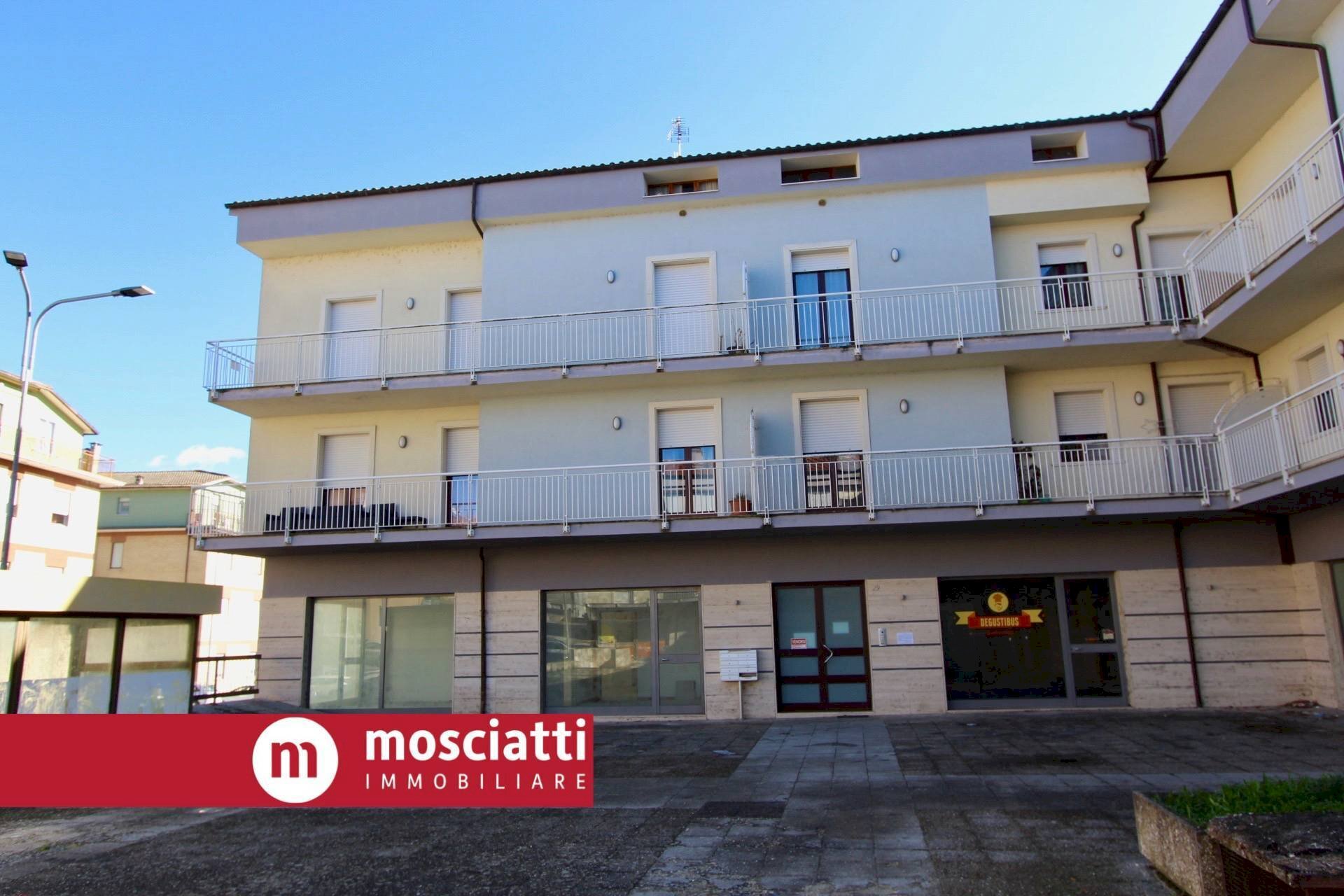 Foto 2 - Appartamento Via Enrico Mattei
 
29, Castelraimondo - foto 2