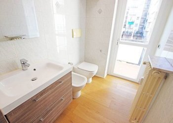 Bagno - Apartment via statuto
 
18, Bergamo - photo 32