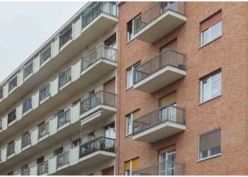 Facciata - Stable - Palace via Giovanni Paisiello, 69, Torino (neighborhood Barriera Milano) - photo 2