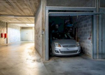 Box auto - Box via Luigi Einaudi, 10, Orbassano - foto 3