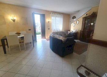 Salone - Villa via Quintino Sella, 6, Orbassano - foto 6