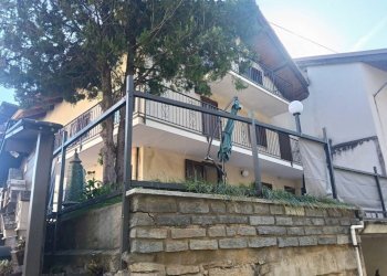 Facciata - Villa Borgata Piancera, 27, Giaveno - foto 1