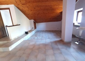 Stanza non arredata - Villa Borgata Piancera, 27, Giaveno - foto 15