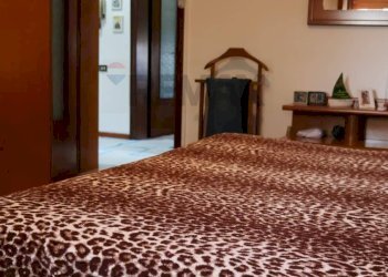 Camera / camera da letto - Casa indipendente Via Orlandelli
 
42, Pieve San Giacomo - foto 13