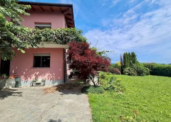 Facciata - Villa via Piave, 21, Bosconero - foto 3