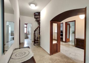 Corridoio - Villa via Camillo Benso di Cavour, 32, Poirino - photo 2