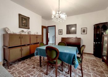 Salone - Villa via Camillo Benso di Cavour, 32, Poirino - photo 40