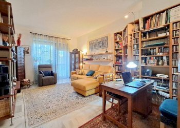Studio - Four-room apartment via Giovanni Servais, 91, Torino (neighborhood Parella) - photo 7