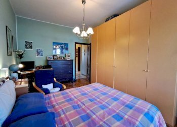 Camera da letto - Four-room apartment via Giovanni Servais, 91, Torino (neighborhood Parella) - photo 27