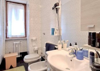 Bagno - Four-room apartment via Giovanni Servais, 91, Torino (neighborhood Parella) - photo 37