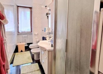 Bagno - Four-room apartment via Giovanni Servais, 91, Torino (neighborhood Parella) - photo 38