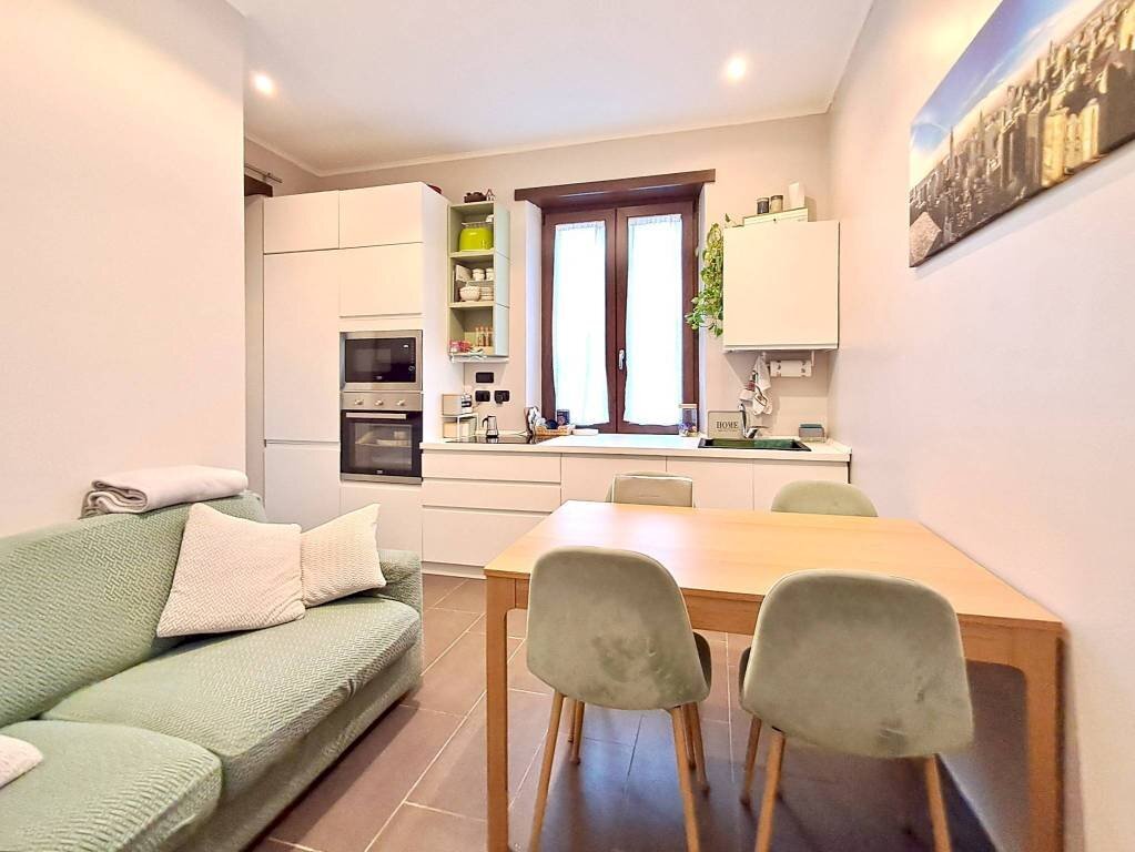 Cucina - Three-room apartment via Mondrone, 15, Torino (neighborhood Borgo Vittoria) - photo 2