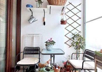 Veranda - Three-room apartment via Mondrone, 15, Torino (neighborhood Borgo Vittoria) - photo 20