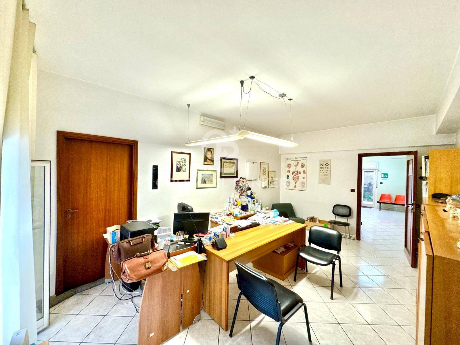 Foto 3 - Ufficio Via Giovanni Pascoli
 
1, Sant'Agata Li Battiati - foto 3