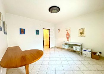 Foto 5 - Ufficio Via Giovanni Pascoli
 
1, Sant'Agata Li Battiati - foto 5