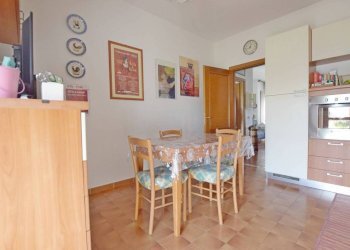 Cucina - Quadrilocale via San Bernolfo, 29, Mondovì - foto 14