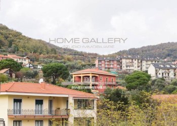 Trilocale viale A Pino Sottano, Genova (zona Molassana) - foto 33