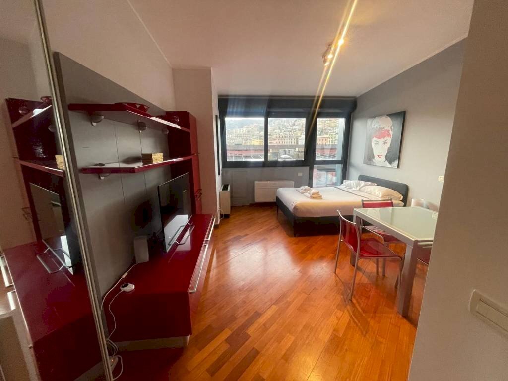 Interno appartamento - Monolocale Molo Ponte Morosini, Genova (zona Centro Storico) - foto 2