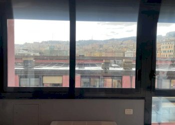 Vista - Monolocale Molo Ponte Morosini, Genova (zona Centro Storico) - foto 10