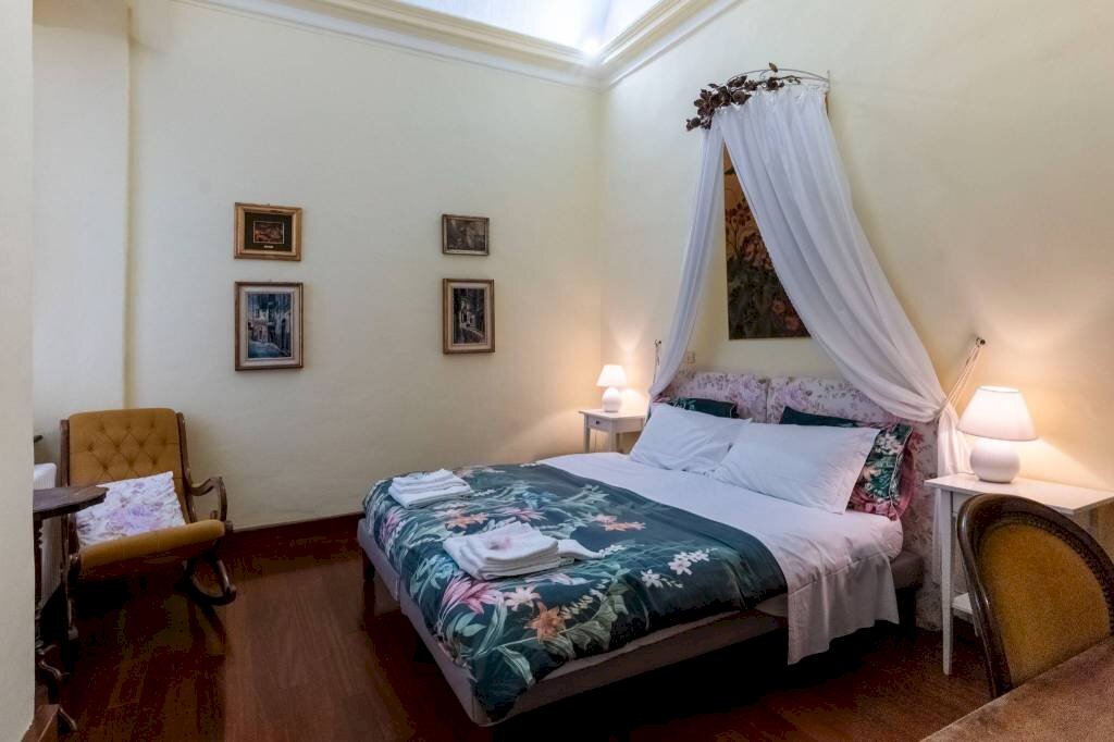 Camera da letto - Bed & Breakfast via Medaglie d'Oro, Albenga - foto 3