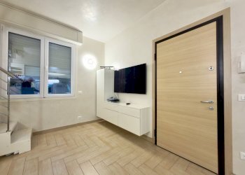 Foto 3 - Villa a Schiera Via Rio Brasa
 
17, Desenzano del Garda - foto 3