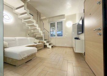 Foto 4 - Villa a Schiera Via Rio Brasa
 
17, Desenzano del Garda - foto 4