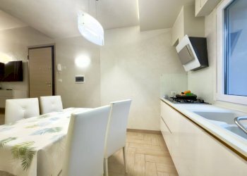 Foto 10 - Villa a Schiera Via Rio Brasa
 
17, Desenzano del Garda - foto 10