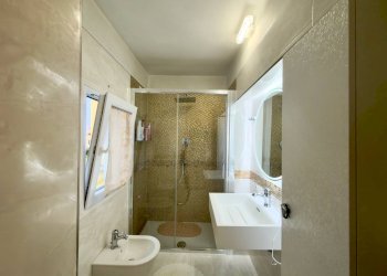 Foto 17 - Villa a Schiera Via Rio Brasa
 
17, Desenzano del Garda - foto 17