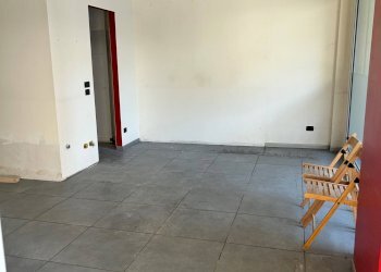 Foto 9 - Commercial Premises P.ZZA GIUSEPPE MAGGIOLINI
29, Parabiago - photo 9