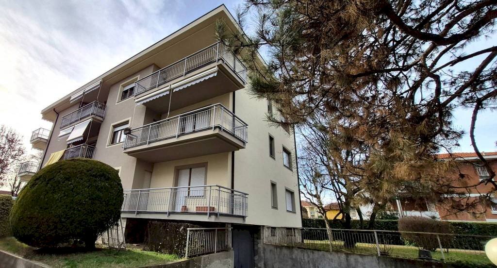 Facciata - Four-room apartment via Italia, 4, San Mauro Torinese - photo 3