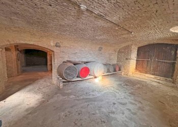 Cantina - Rustico via Roma, Santo Stefano Belbo - foto 30