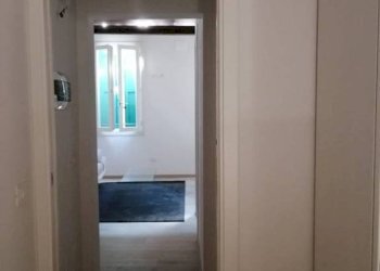 Corridoio - Three-room apartment via delle Rose, Modena (neighborhood Centro Storico) - photo 9