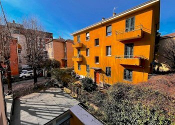 Facciata - Trilocale via Carlo Alberto Pizzardi, 75, Bologna (zona Massarenti) - foto 1