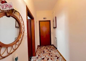 Corridoio - Trilocale via Carlo Alberto Pizzardi, 75, Bologna (zona Massarenti) - foto 2