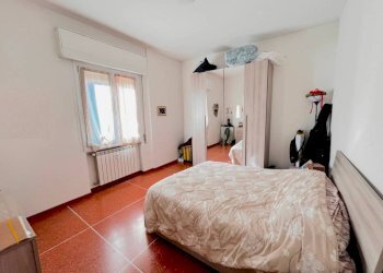 Camera da letto - Trilocale via Carlo Alberto Pizzardi, 75, Bologna (zona Massarenti) - foto 13