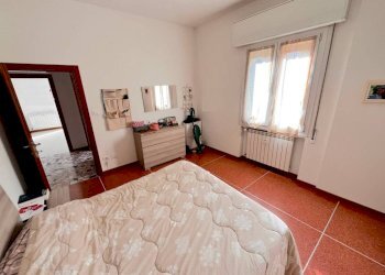 Camera da letto - Trilocale via Carlo Alberto Pizzardi, 75, Bologna (zona Massarenti) - foto 16