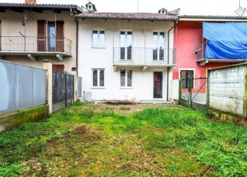 Semi-detached house Vicolo Monviso, Cavallermaggiore - photo 1