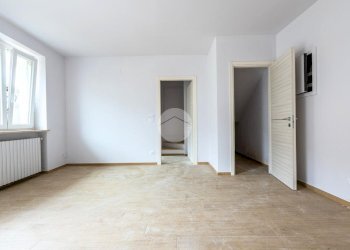 Semi-detached house Vicolo Monviso, Cavallermaggiore - photo 5