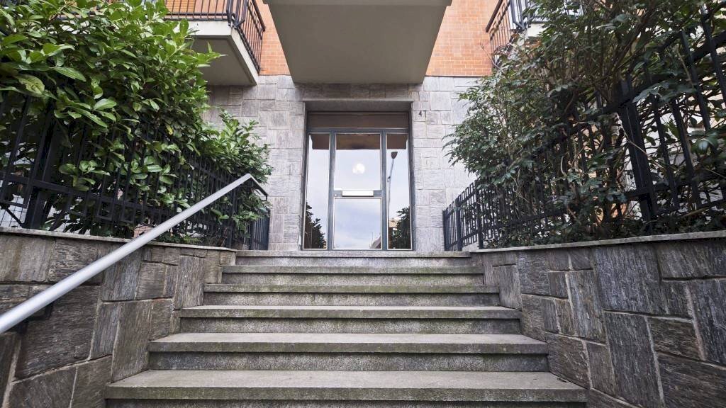 Scala - Trilocale corso Appio Claudio, 47, Torino (zona Campidoglio) - foto 2