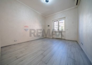 Stanza vuota - Trilocale via dell'astore
 
16, Roma - foto 20