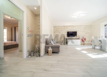 Soggiorno - Trilocale via dell'astore
 
16, Roma - foto 31