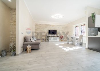 Soggiorno - Trilocale via dell'astore
 
16, Roma - foto 32