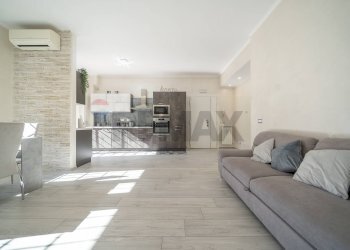 Soggiorno - Trilocale via dell'astore
 
16, Roma - foto 36