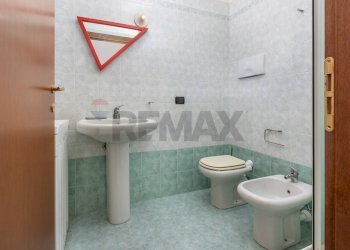 Bagno - Trilocale Col di Lana
 
17, Monza - foto 10