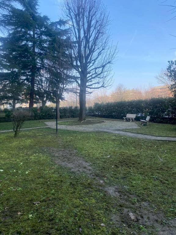 Vista - Trilocale corso Gaetano Salvemini, 41, Torino (zona Mirafiori Nord) - foto 2