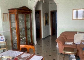 Salone - Three-room apartment corso Gaetano Salvemini, 41, Torino (neighborhood Mirafiori Nord) - photo 7