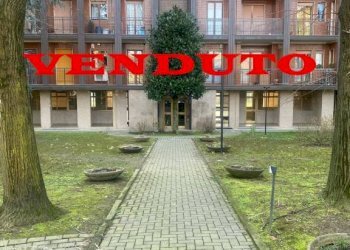 Cortile interno - Trilocale corso Gaetano Salvemini, 41, Torino (zona Mirafiori Nord) - foto 1