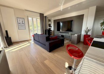 Salone - Three-room apartment via Alfonso Ogliaro, 78, Biella - photo 7